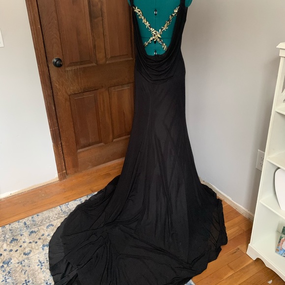 Evening gown - Picture 5 of 6